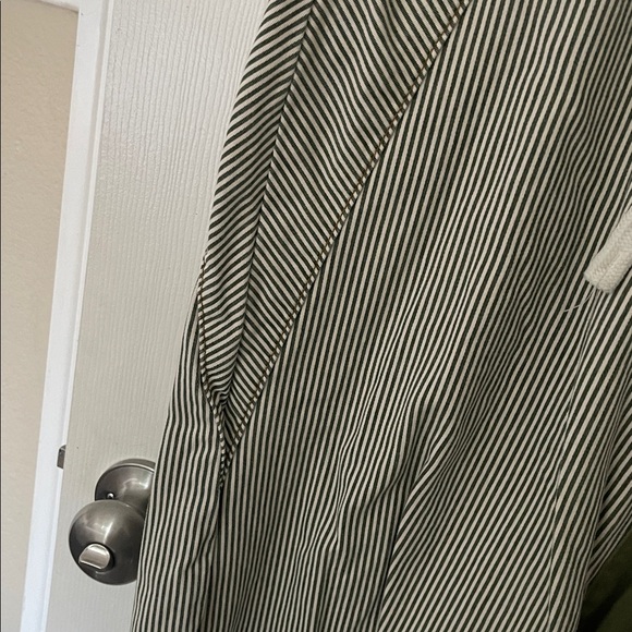 Wide Leg Drawstring Pants - Picture 4 of 9